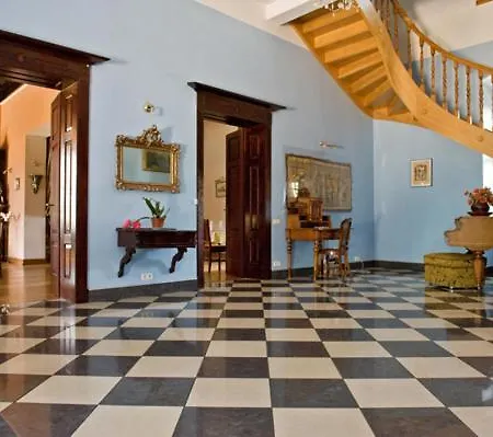 Feriested Zamek Dobra