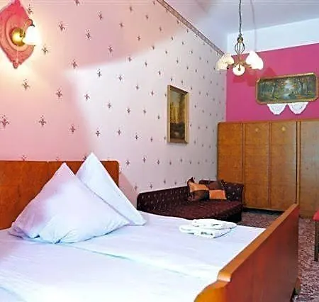 Zamek Dobra Resort