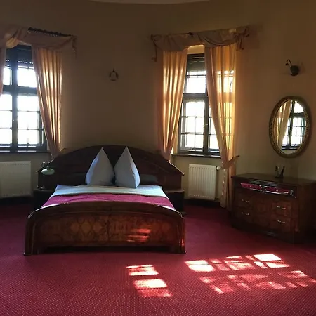 Resort Zamek Dobra Oleśnica