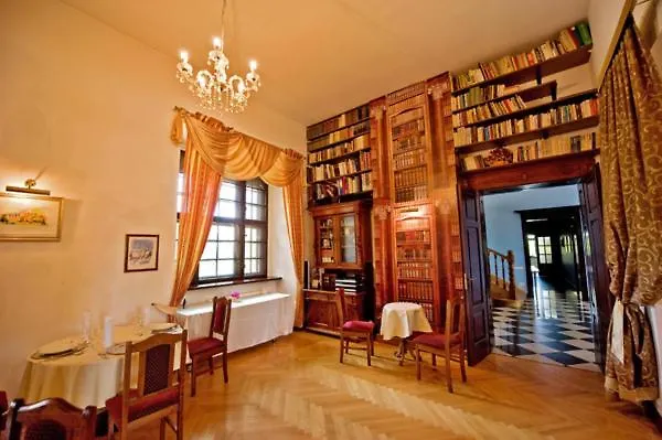 Zamek Dobra Oleśnica