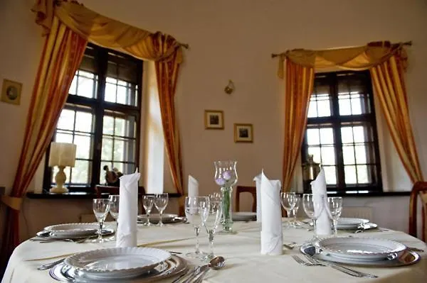 Semesteranläggning (resort) Zamek Dobra Oleśnica