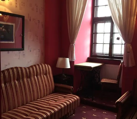 Zamek Dobra 3* Oleśnica